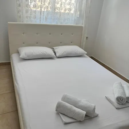 Violetta Kallithea (Chalkidiki)